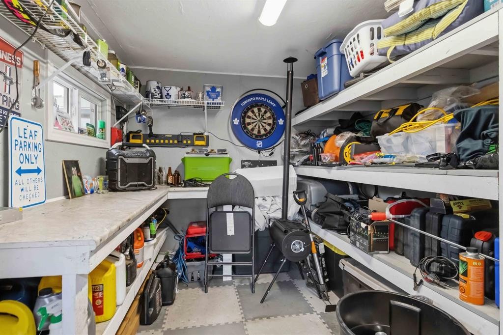 157 Gregoire Crescent, Fort Mcmurray, AB - Indoor With Storage