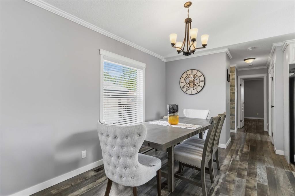 157 Gregoire Crescent, Fort Mcmurray, AB - Indoor Photo Showing Dining Room