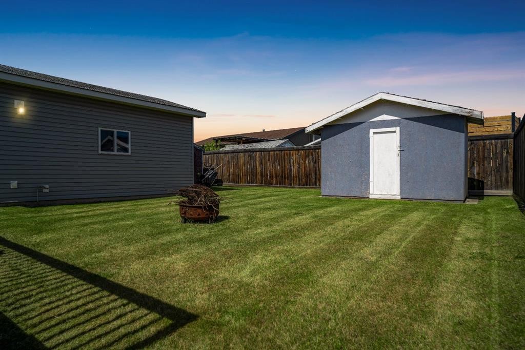 110 Parmenter Crescent, Fort Mcmurray, AB - Outdoor