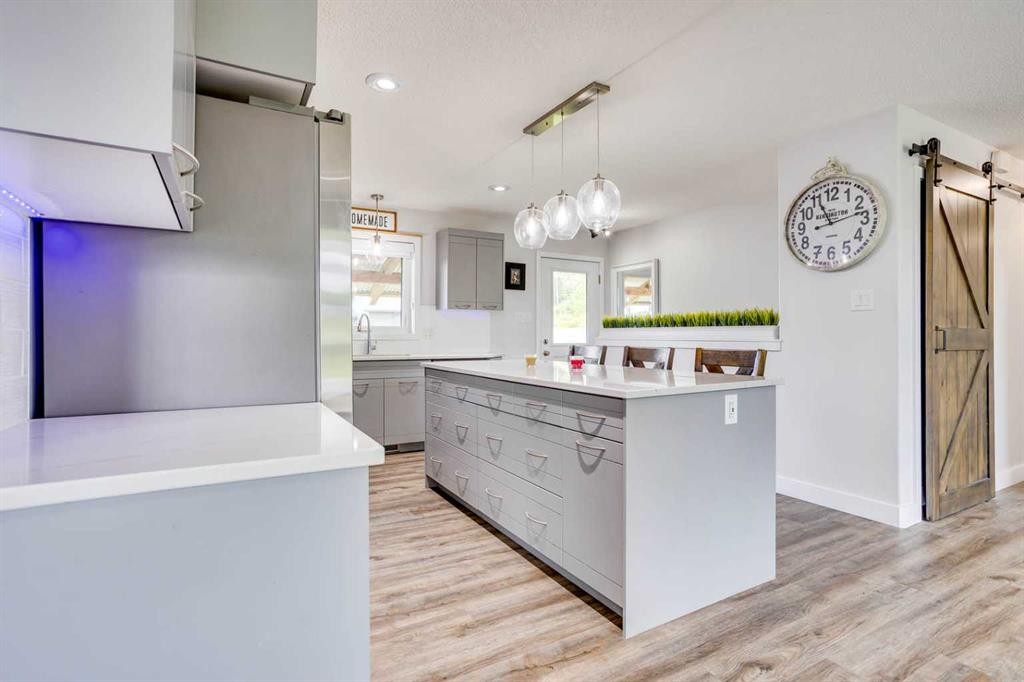 7313 Hughes Avenue, Fort Mcmurray, AB - Indoor Photo Showing Kitchen