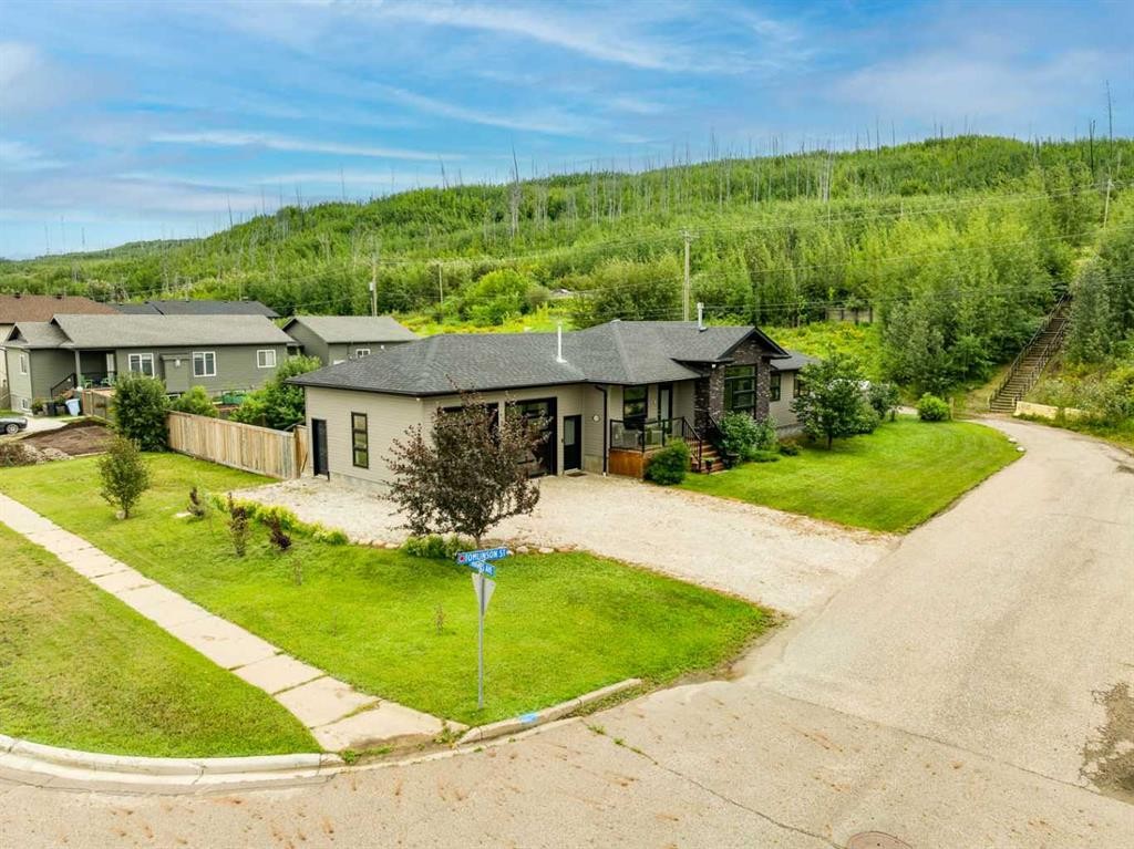 7313 Hughes Avenue, Fort Mcmurray, AB - Outdoor