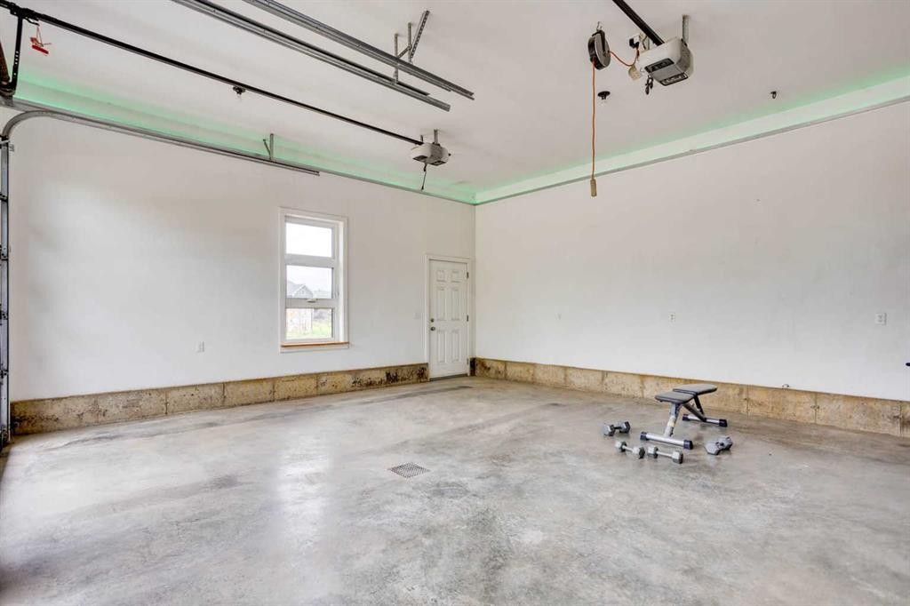 7313 Hughes Avenue, Fort Mcmurray, AB - Indoor Photo Showing Garage