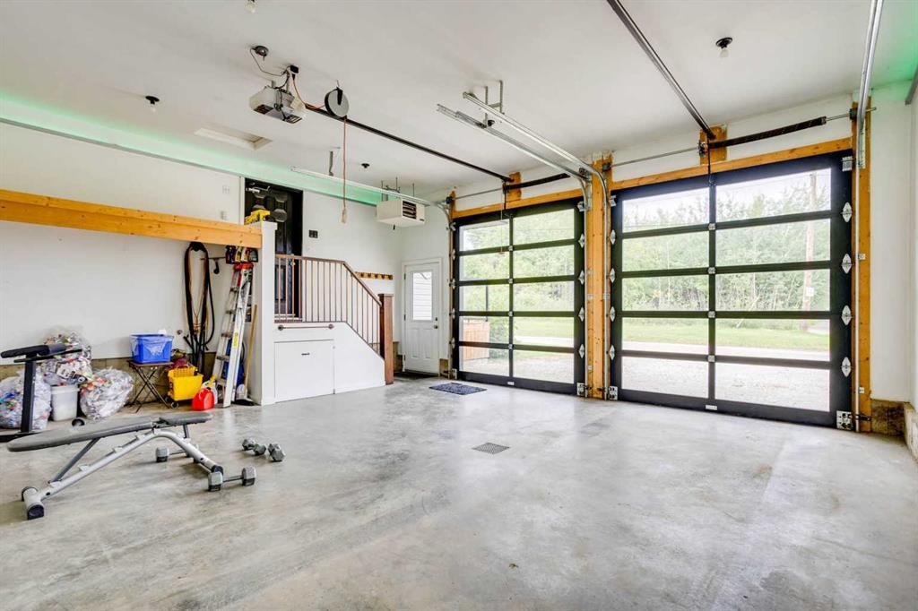 7313 Hughes Avenue, Fort Mcmurray, AB - Indoor Photo Showing Garage