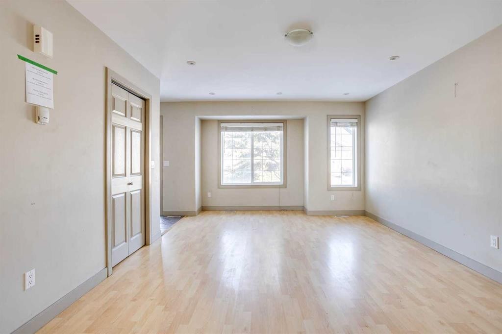 258 Fox Crescent, Fort Mcmurray, AB - Indoor Photo Showing Other Room