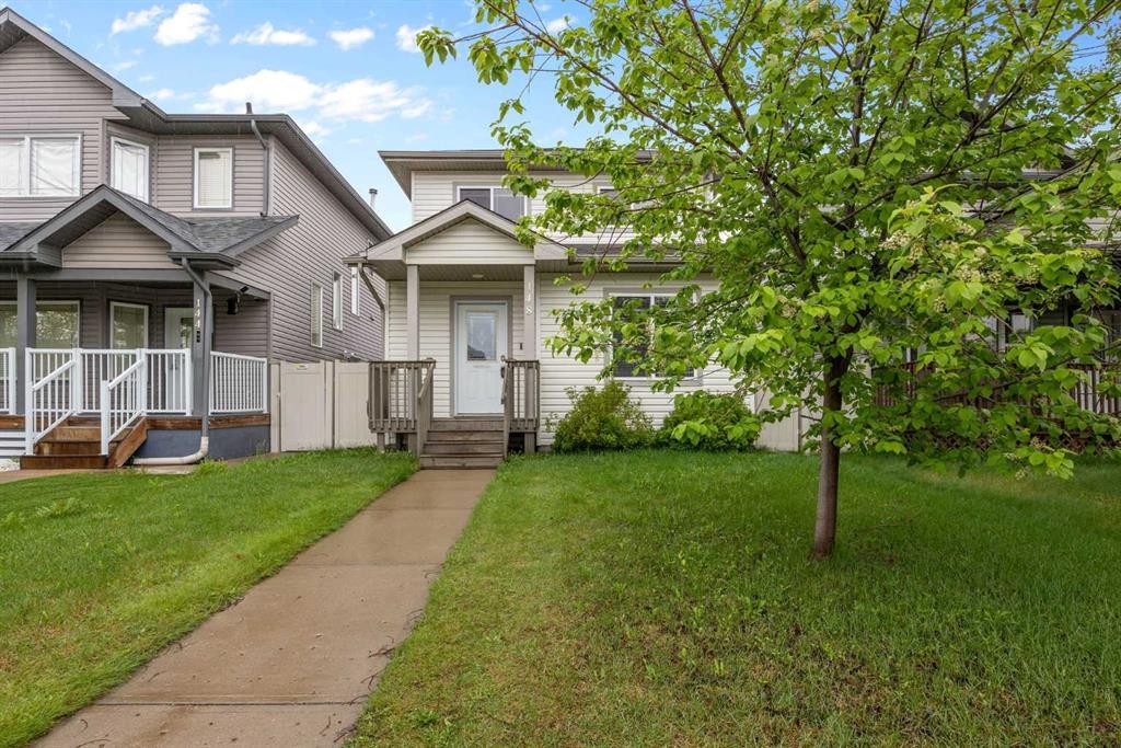 148 Fox Crescent, Fort Mcmurray, AB - Outdoor With Facade
