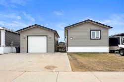 725 Beacon Hill Drive Fort Mcmurray, AB T9H 2P6