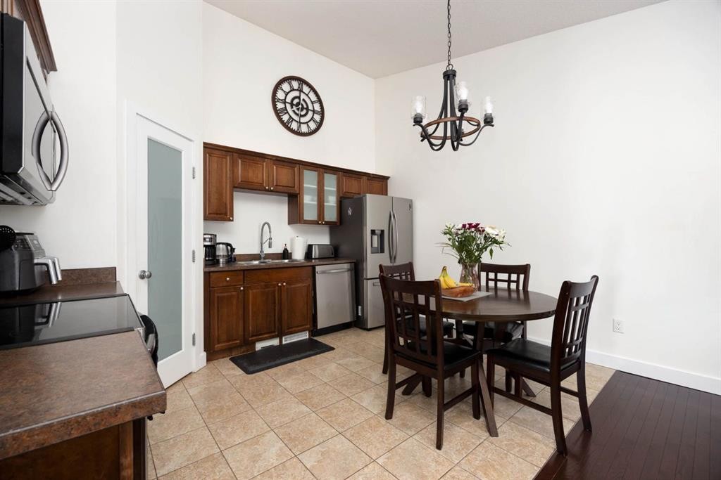 128 Hawthorn Way, Fort Mcmurray, AB - Indoor