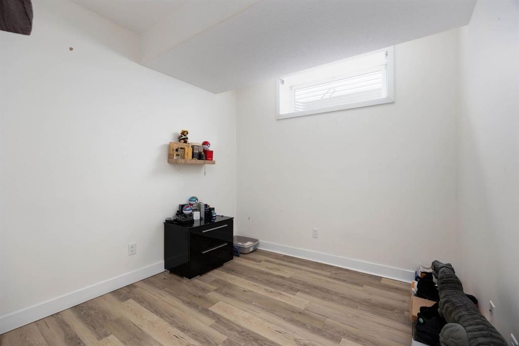 128 Hawthorn Way, Fort Mcmurray, AB - Indoor Photo Showing Other Room