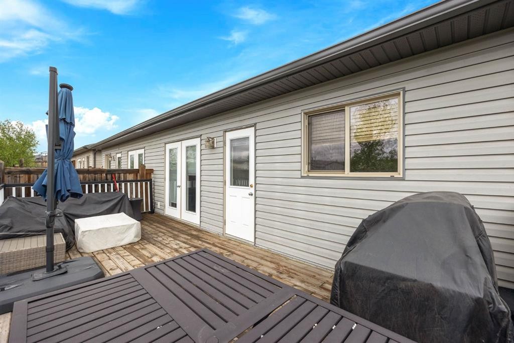 128 Hawthorn Way, Fort Mcmurray, AB - Outdoor With Deck Patio Veranda With Exterior