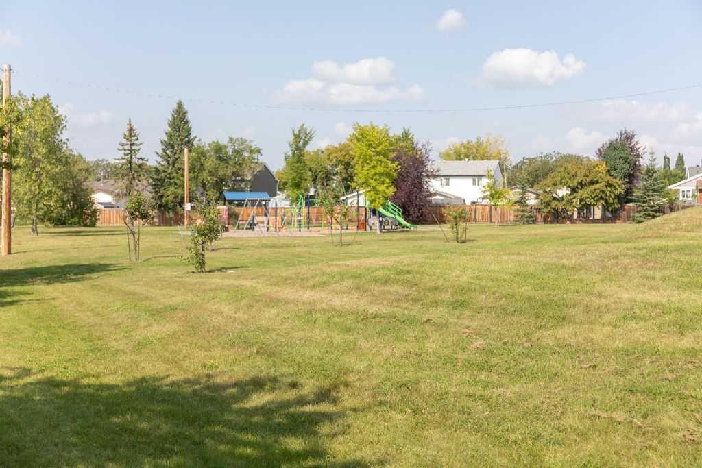 110 Bird Crescent, Fort Mcmurray, AB - Outdoor