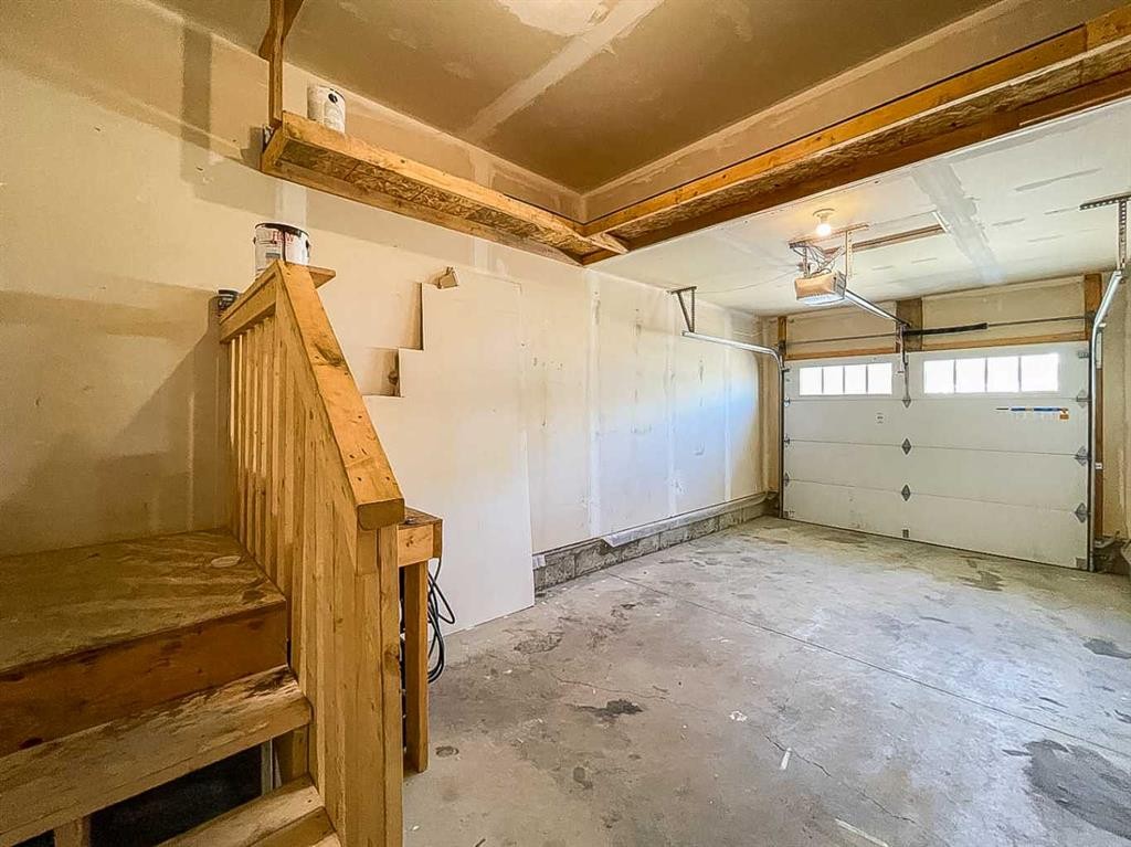 210 Athabasca Avenue, Fort Mcmurray, AB - Indoor Photo Showing Garage