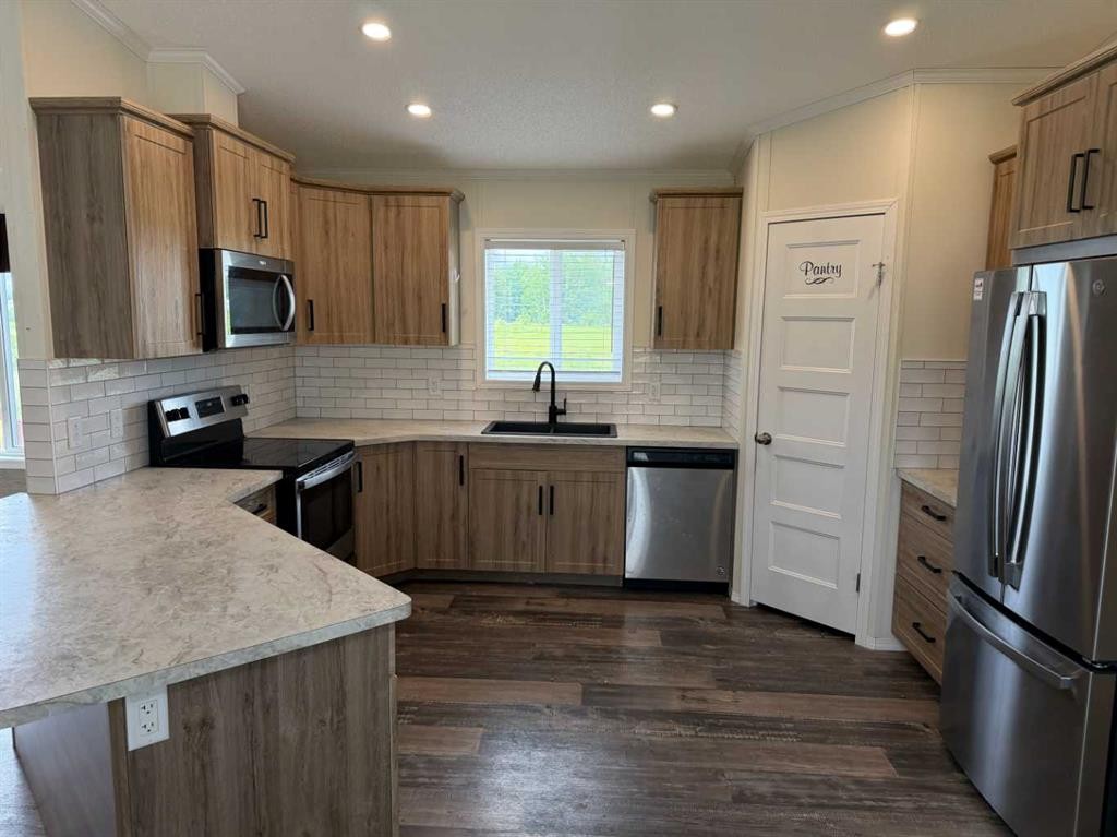 413 Spruce Point Estates Place, Kinuso, AB