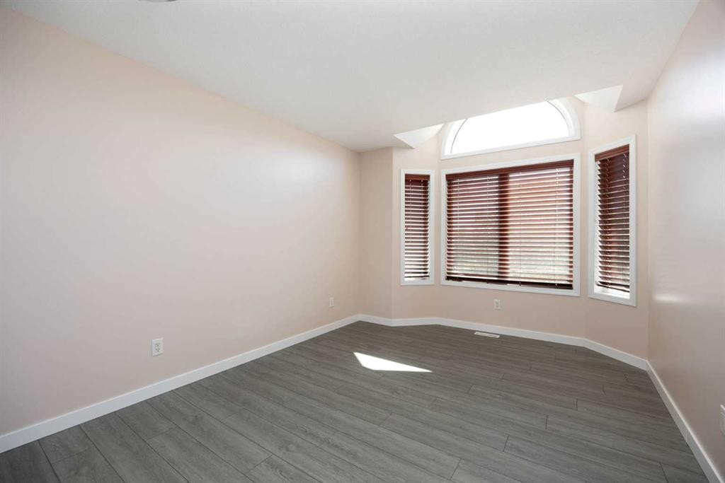 15-98 Wilson Drive, Fort Mcmurray, AB
