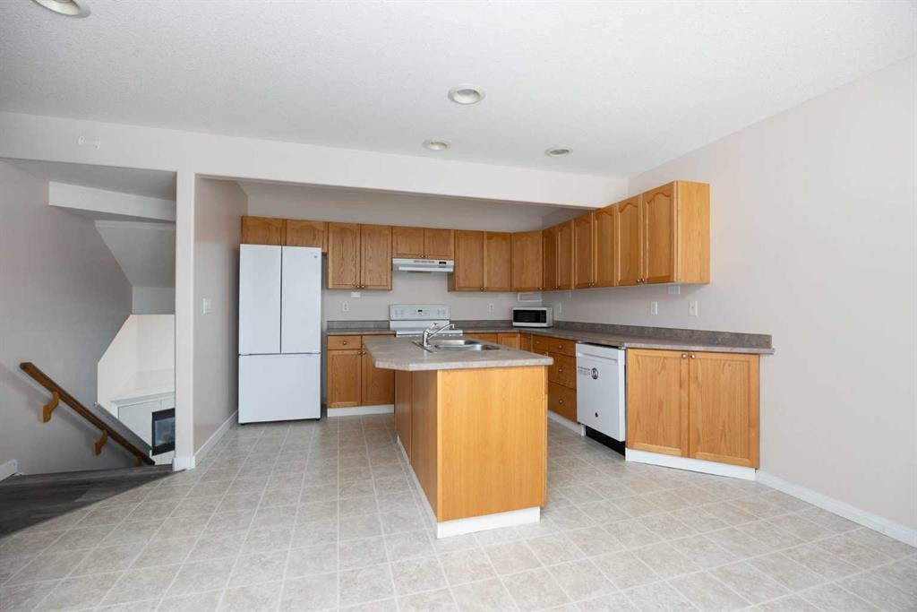 15-98 Wilson Drive, Fort Mcmurray, AB