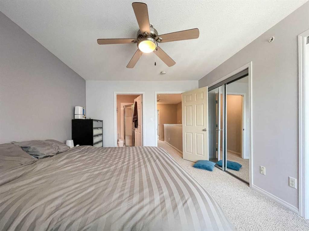 7108-200 Lougheed Drive, Fort Mcmurray, AB - Indoor Photo Showing Bedroom