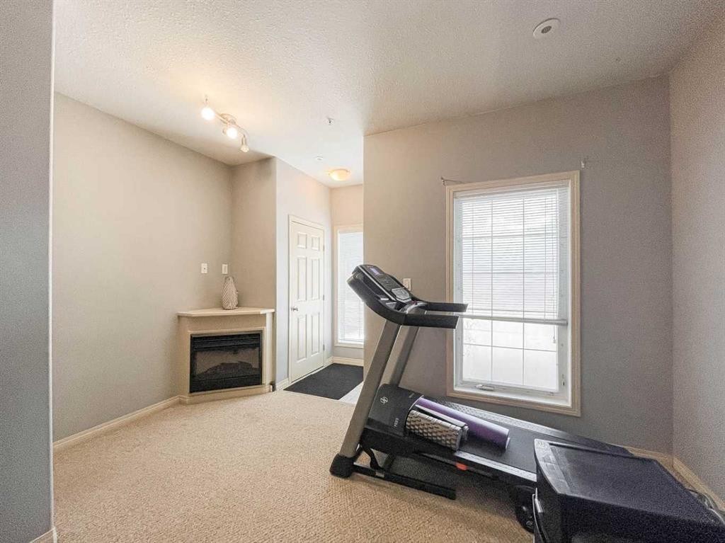 7108-200 Lougheed Drive, Fort Mcmurray, AB - Indoor Photo Showing Gym Room