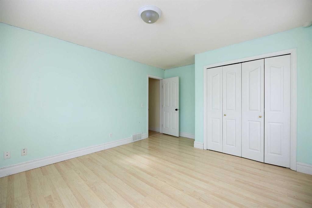 101 Black Bear Crescent, Fort Mcmurray, AB - Indoor Photo Showing Other Room