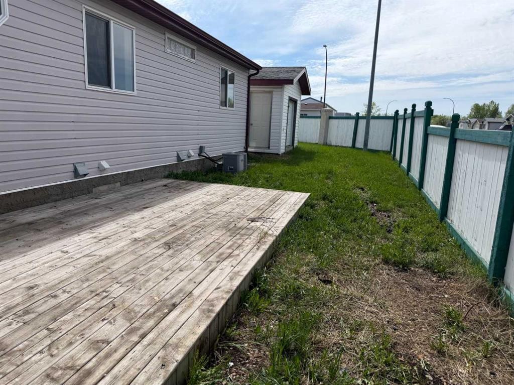101 Black Bear Crescent, Fort Mcmurray, AB - Outdoor With Exterior
