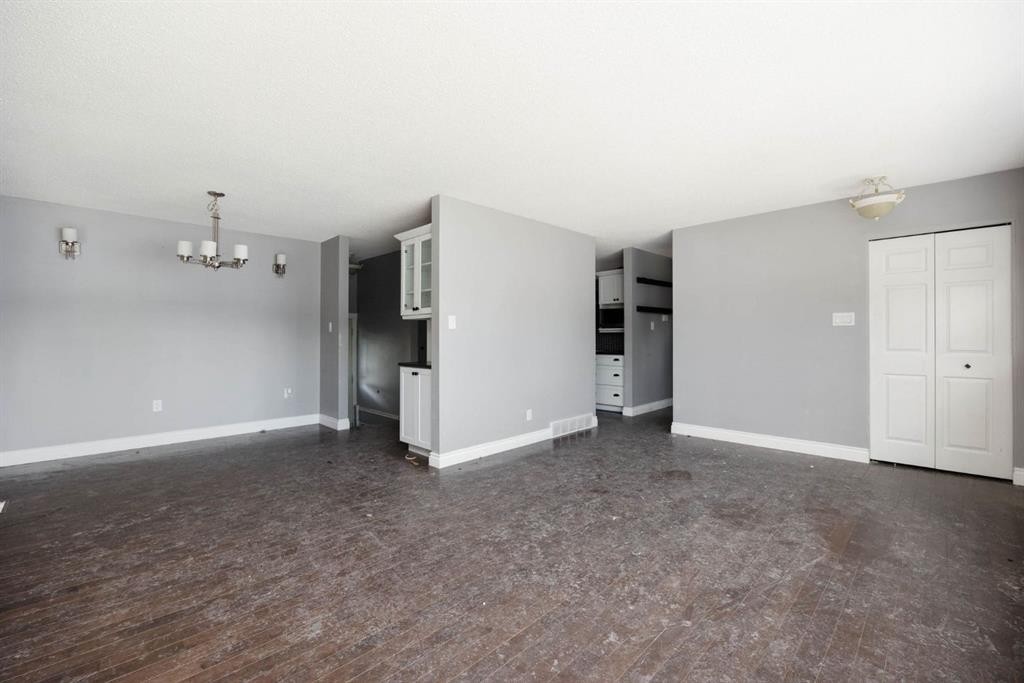 2 Moberly Crescent, Fort Mcmurray, AB