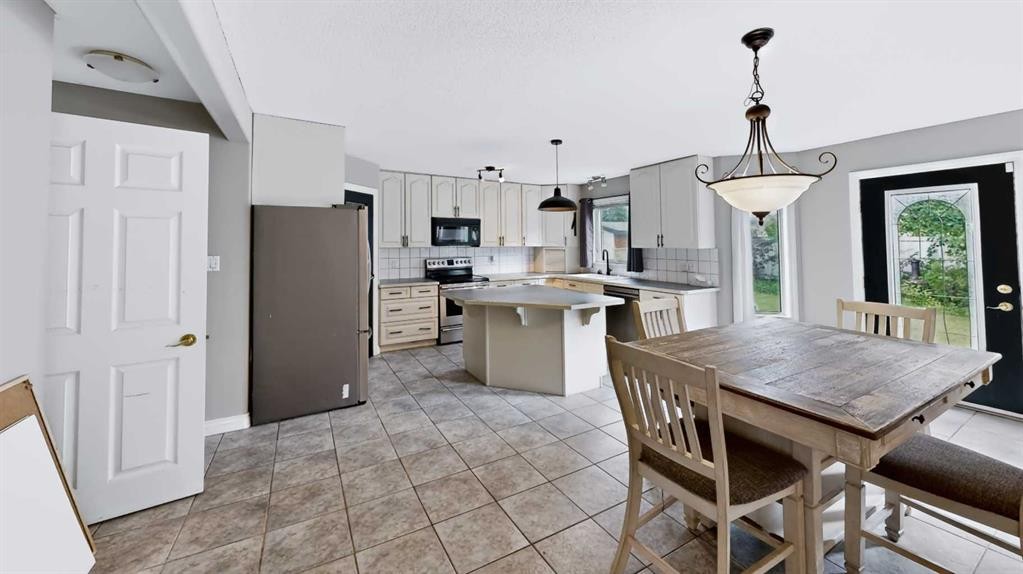 117 Barber Drive, Fort Mcmurray, AB - Indoor