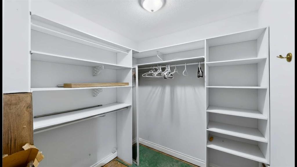 117 Barber Drive, Fort Mcmurray, AB - Indoor With Storage