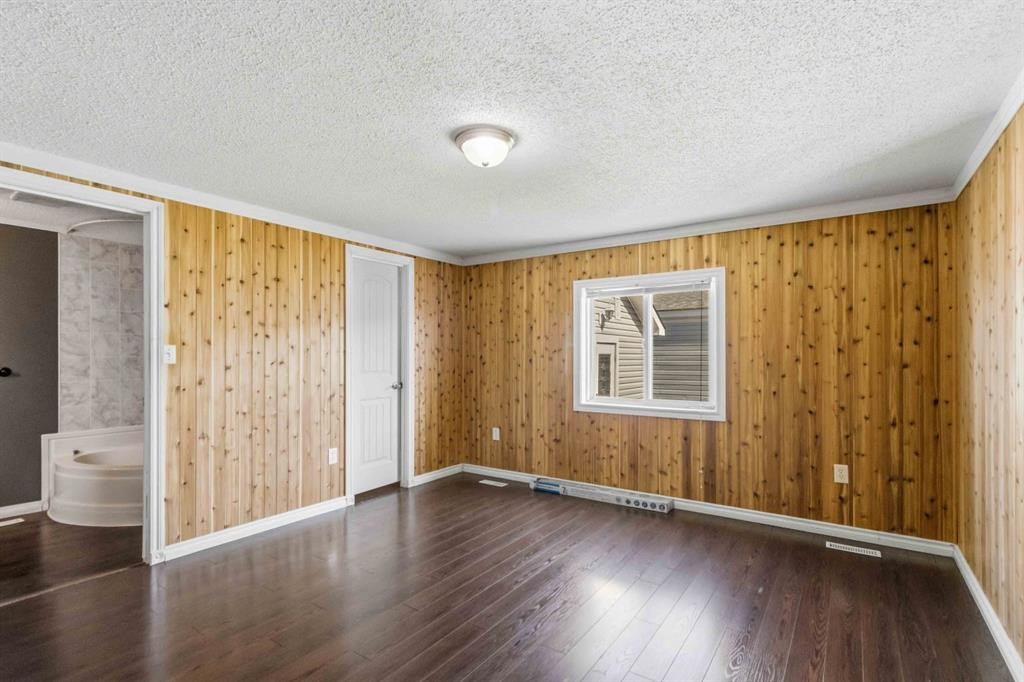 137 Cree Road, Fort Mcmurray, AB - Indoor Photo Showing Other Room