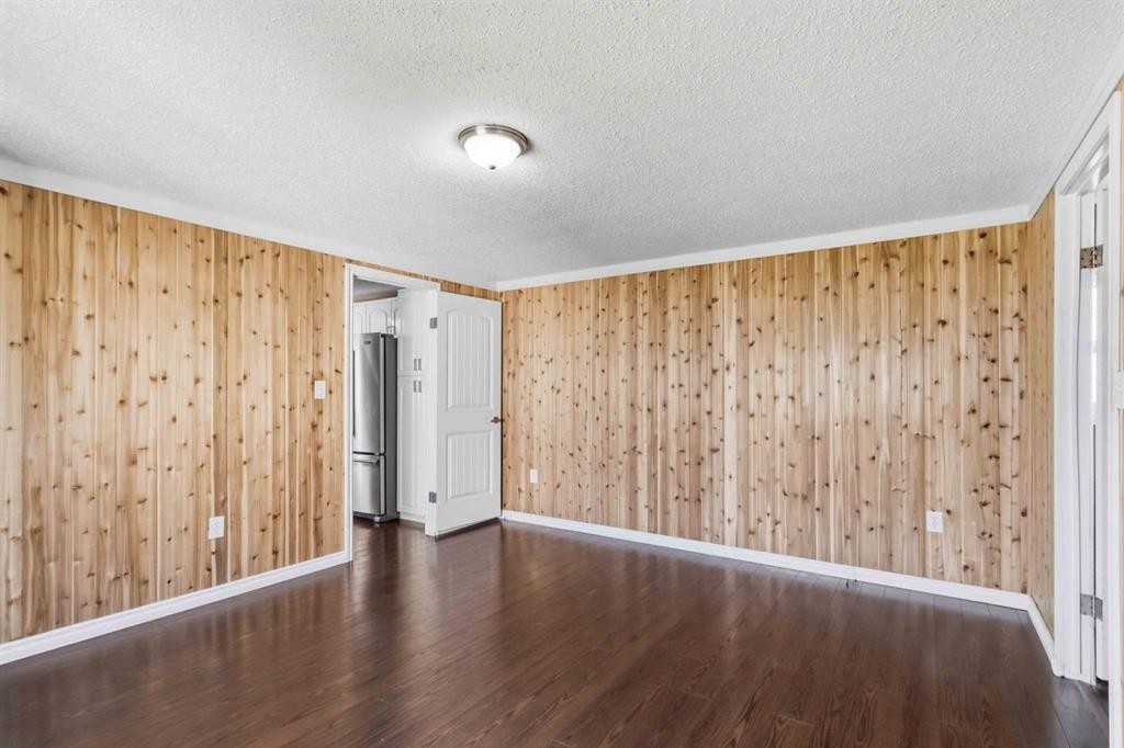137 Cree Road, Fort Mcmurray, AB - Indoor Photo Showing Other Room