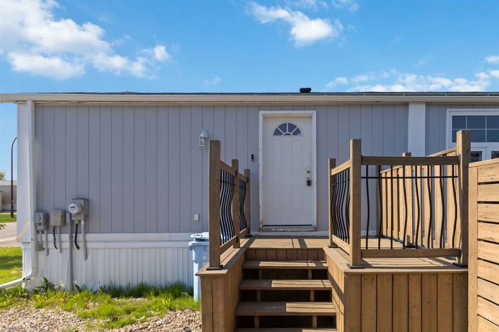 137 Cree Road, Fort Mcmurray, AB - Outdoor With Exterior