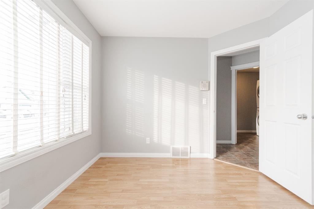 124 Fox Crescent, Fort Mcmurray, AB - Indoor Photo Showing Other Room