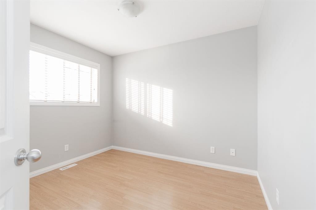 124 Fox Crescent, Fort Mcmurray, AB - Indoor Photo Showing Other Room