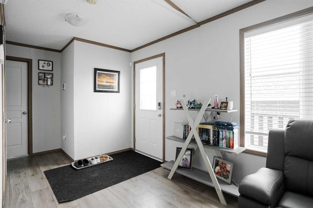 104 Beacon Hill Place, Fort Mcmurray, AB - Indoor Photo Showing Other Room