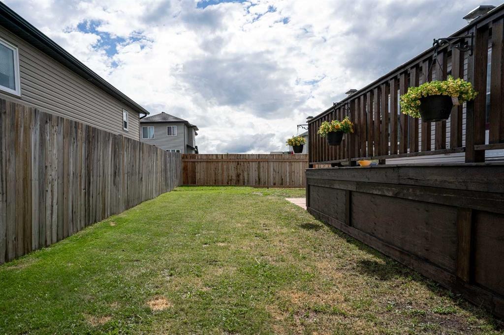 104 Beacon Hill Place, Fort Mcmurray, AB - Outdoor