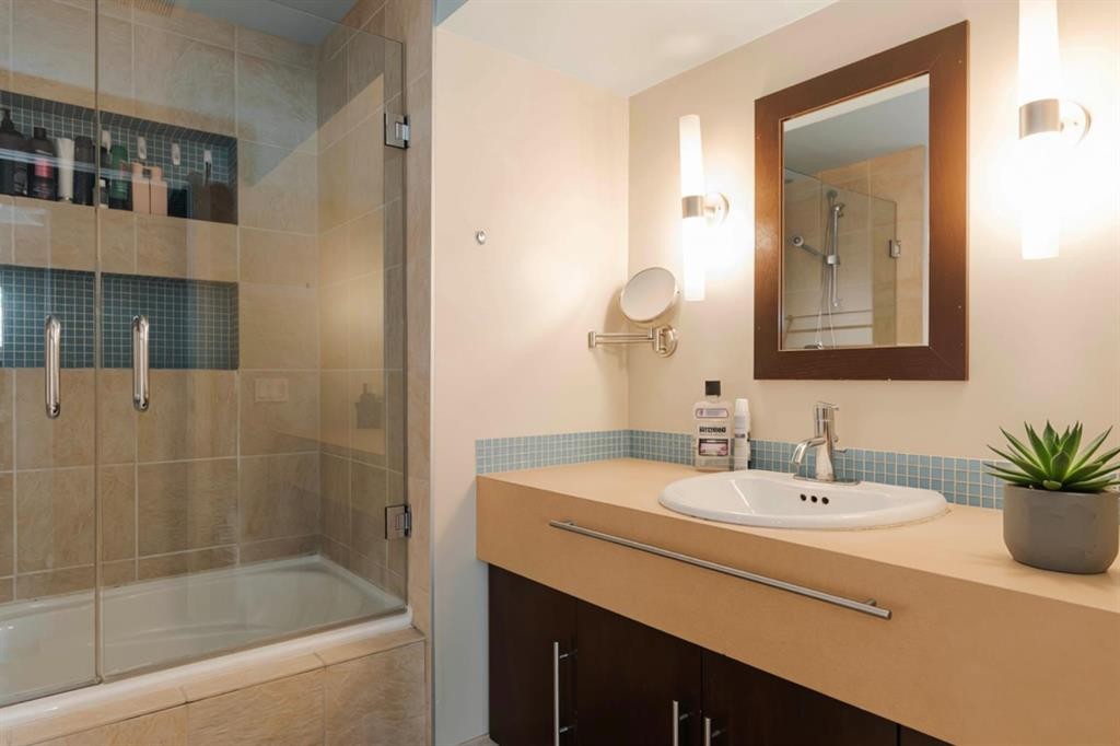 108 Robin Crescent, Fort Mcmurray, AB - Indoor Photo Showing Bathroom