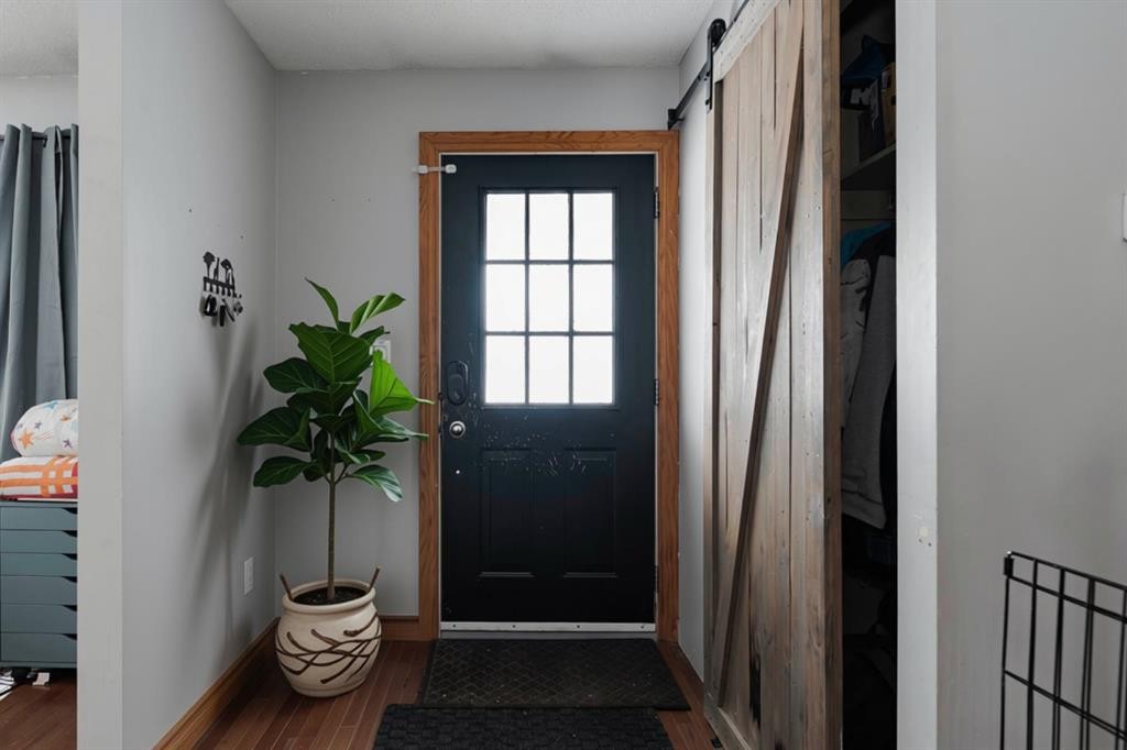 108 Robin Crescent, Fort Mcmurray, AB - Indoor Photo Showing Other Room