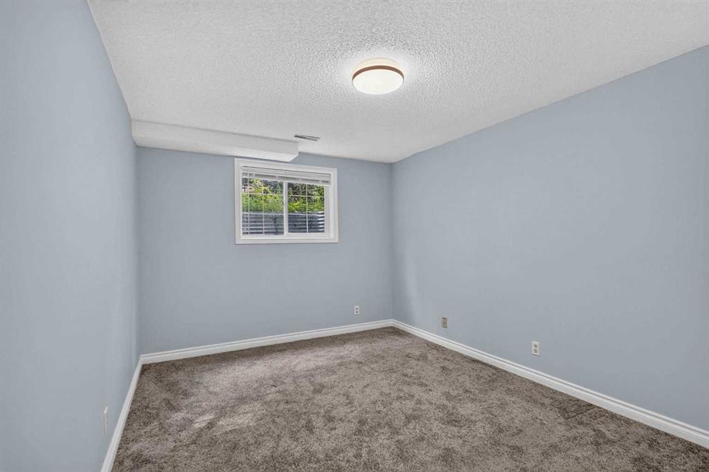 102 Gregoire Drive, Anzac, AB - Indoor Photo Showing Other Room