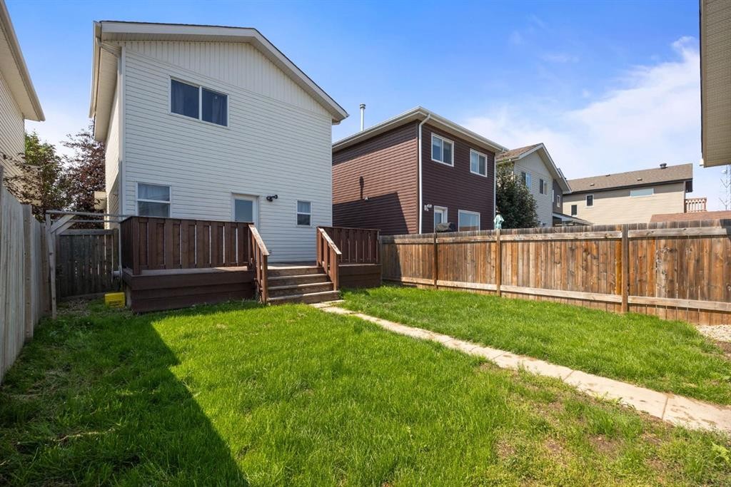 632 Athabasca Avenue, Fort Mcmurray, AB - Outdoor With Exterior
