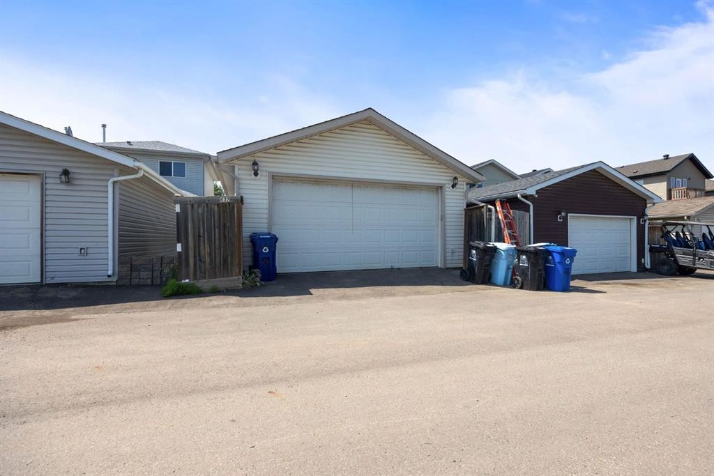 632 Athabasca Avenue, Fort Mcmurray, AB - Outdoor