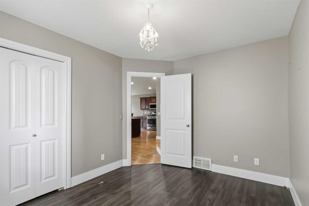 173 Coyote Crescent, Fort Mcmurray, AB - Indoor Photo Showing Other Room
