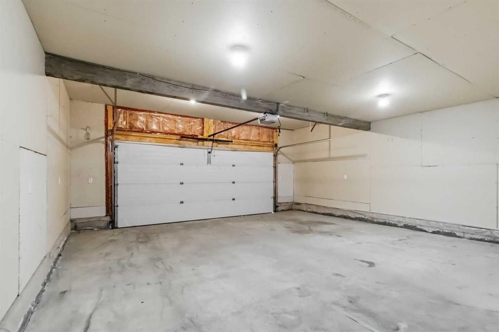 173 Coyote Crescent, Fort Mcmurray, AB - Indoor Photo Showing Garage