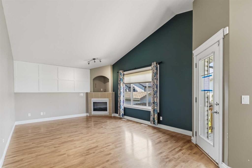 173 Coyote Crescent, Fort Mcmurray, AB - Indoor With Fireplace