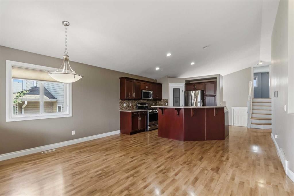 173 Coyote Crescent, Fort Mcmurray, AB - Indoor Photo Showing Kitchen