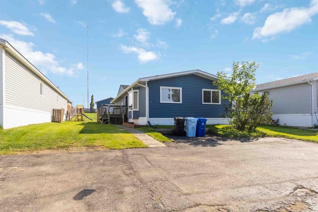 180 Greenbriar Bay, Fort Mcmurray, AB - Outdoor