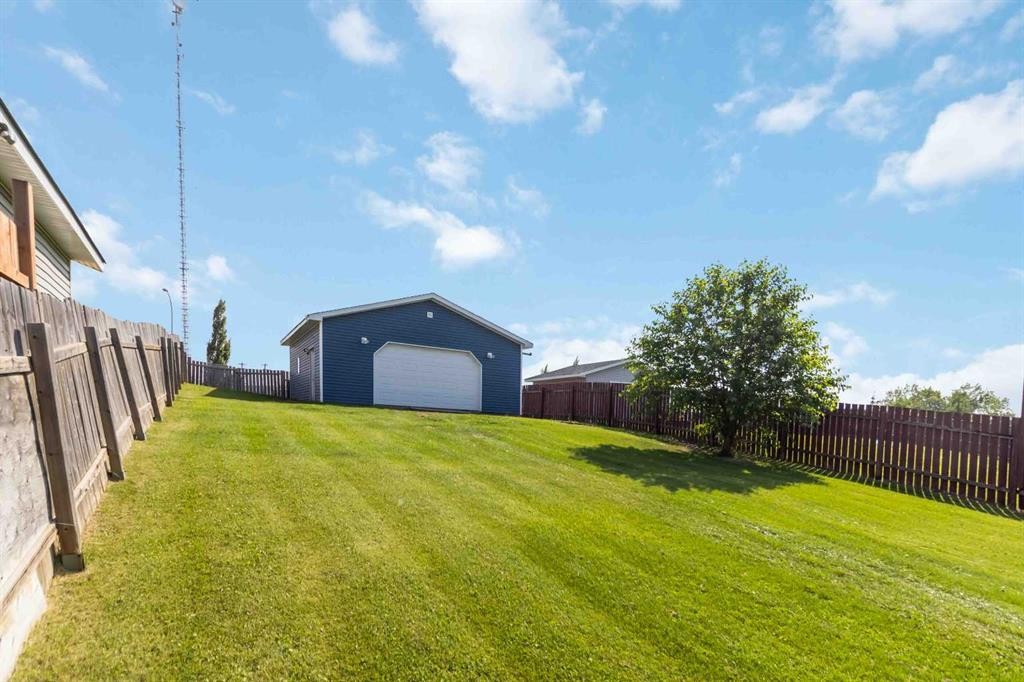 180 Greenbriar Bay, Fort Mcmurray, AB - Outdoor