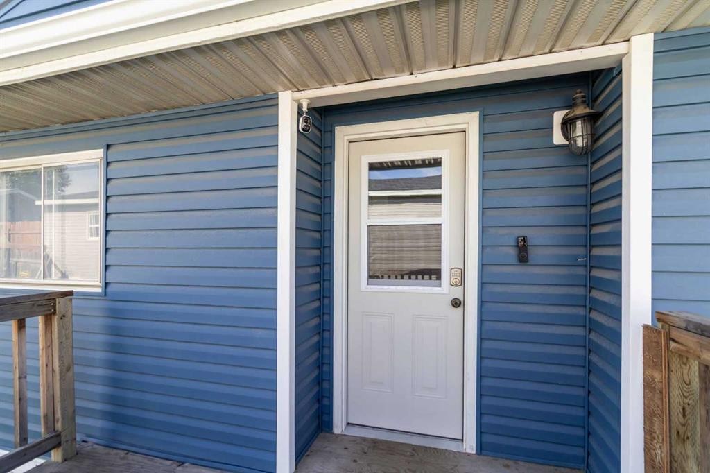 180 Greenbriar Bay, Fort Mcmurray, AB - Outdoor With Exterior