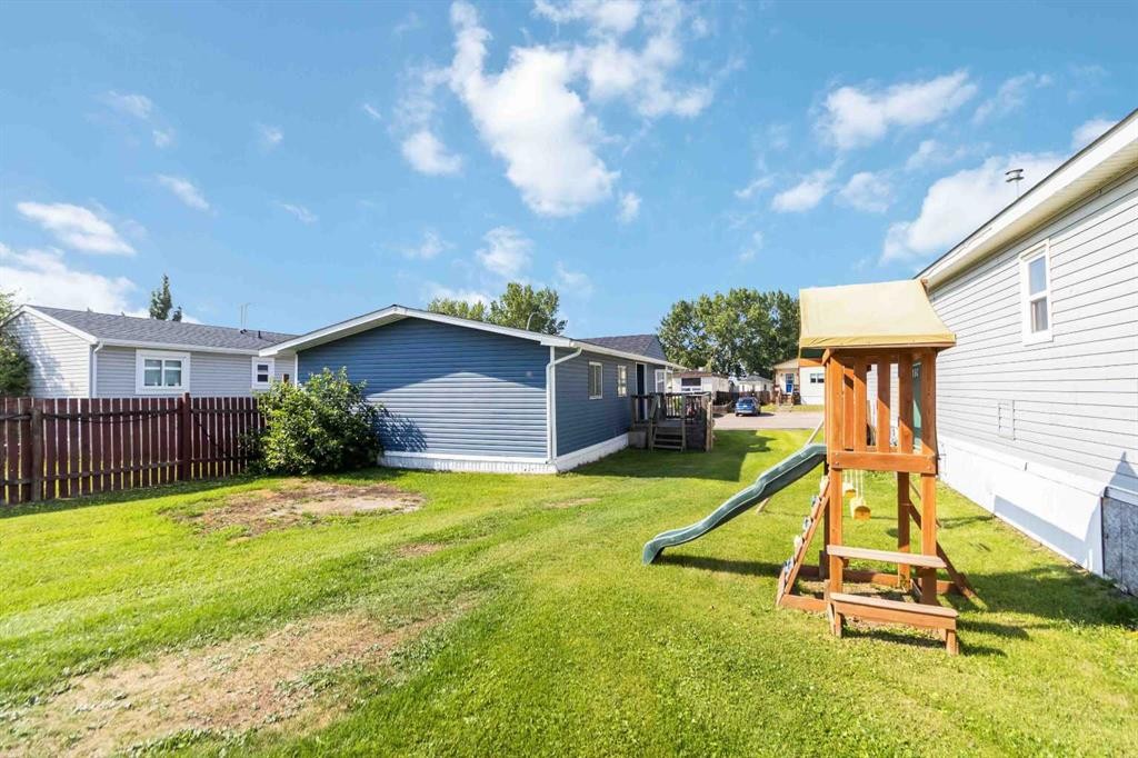 180 Greenbriar Bay, Fort Mcmurray, AB - Outdoor With Exterior