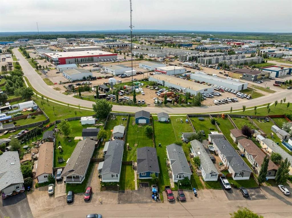 180 Greenbriar Bay, Fort Mcmurray, AB - Outdoor With View