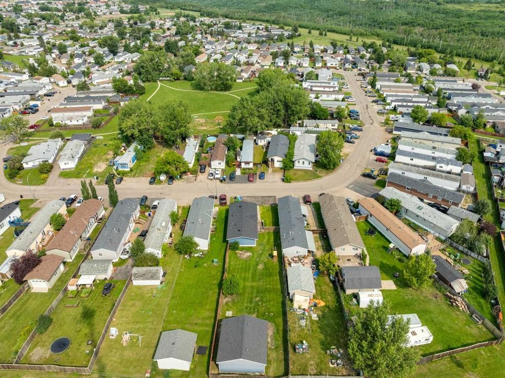 180 Greenbriar Bay, Fort Mcmurray, AB - Outdoor With View