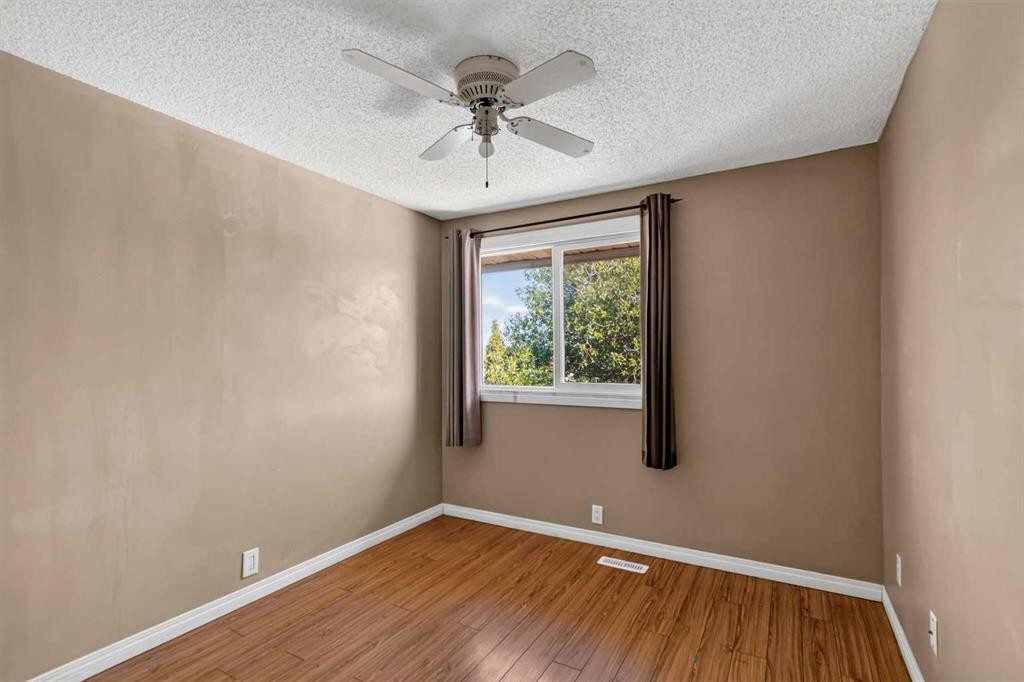 134 Wylie Place, Fort Mcmurray, AB - Indoor Photo Showing Other Room