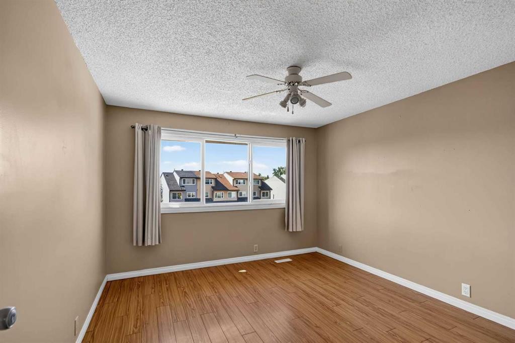 134 Wylie Place, Fort Mcmurray, AB - Indoor Photo Showing Other Room