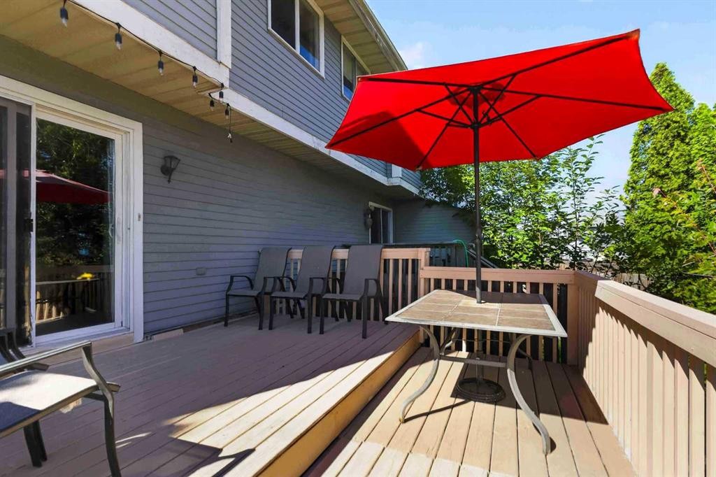 134 Wylie Place, Fort Mcmurray, AB - Outdoor With Deck Patio Veranda With Exterior